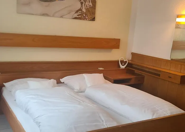 祖尔奥酒店 韦塞尔